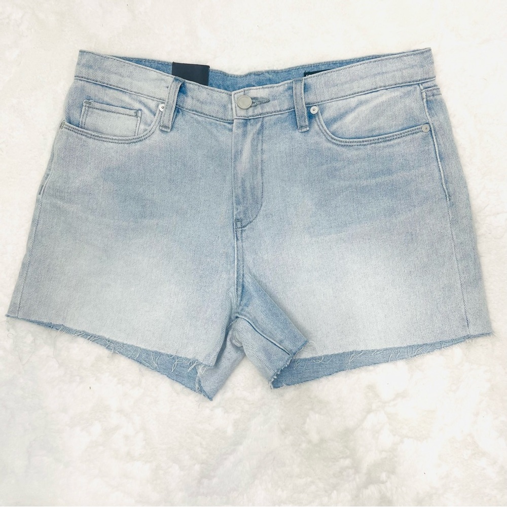 BLANK NYC The Fulton Light Wash Raw Hem Blue Jean High Waist Shorts Size 30 - Picture 2 of 9